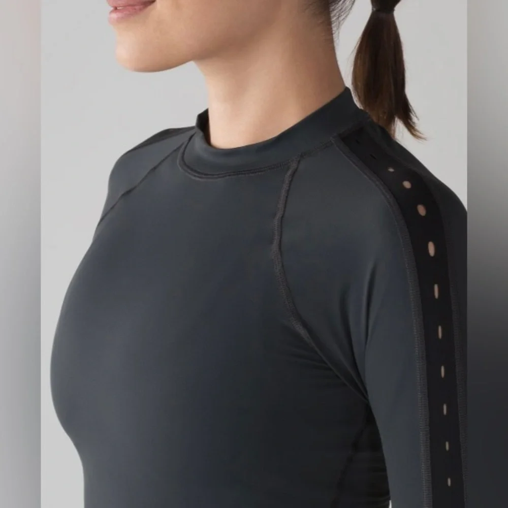 Lululemon Women's Black Sea Courage Rash Guard
Swimwear Long Sleeve - Picture 13 of 13